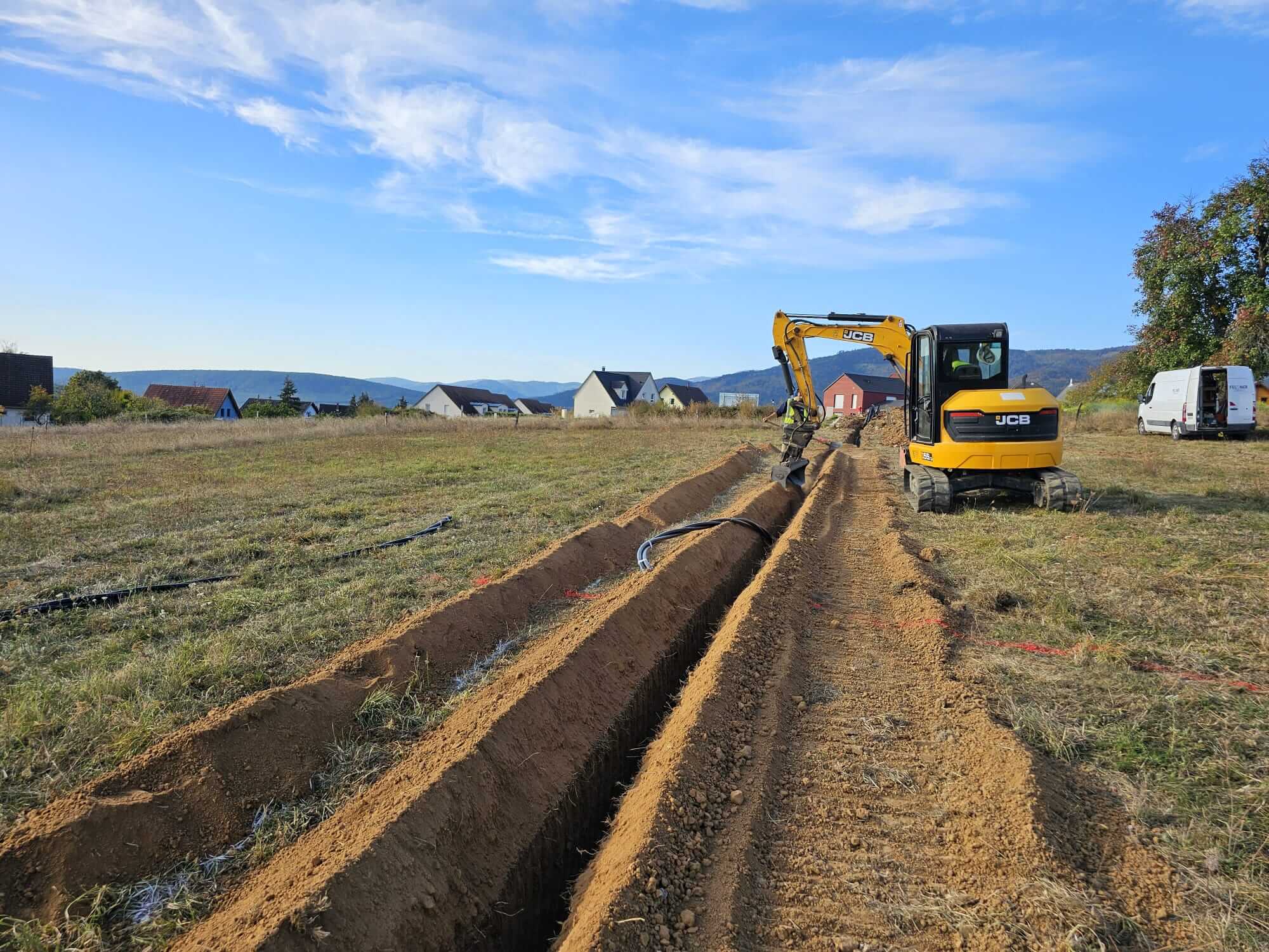 travaux de la trancheuse de sol en zone rural à strasbourg
